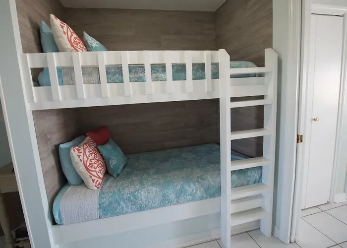 Grand Unit 313 Apartment